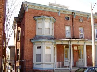 38 Byers St, Springfield, MA 01105