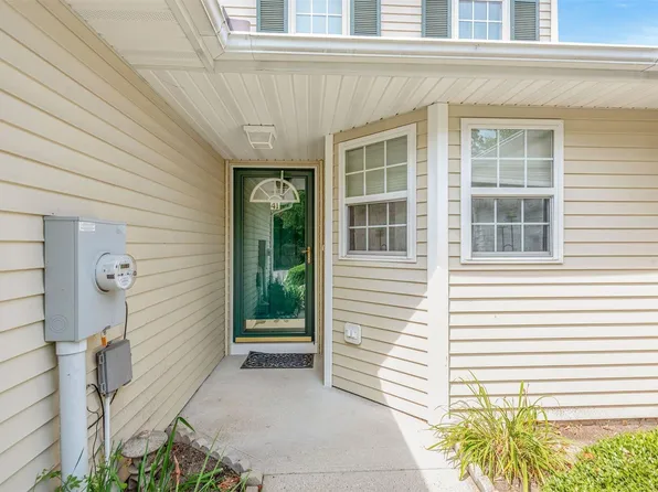 41 Blueberry Commons #41, Riverhead, NY 11901