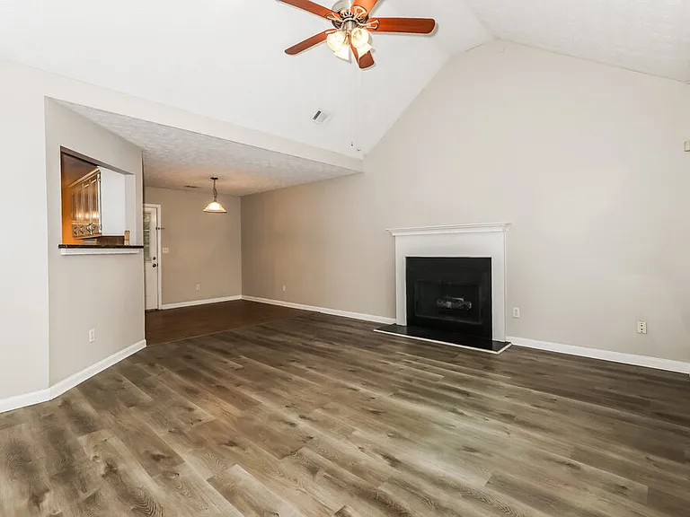 101 Floresta Dr — Photo 5