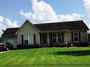 1614 London Dr, Columbia, TN 38401