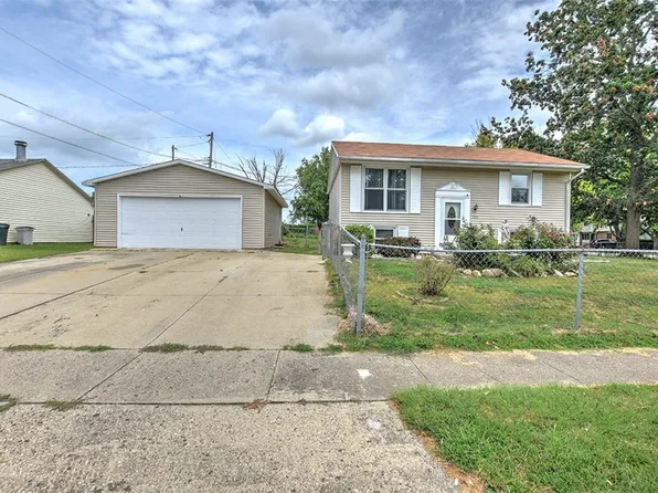 577 N Megan Dr, Decatur, IL 62522