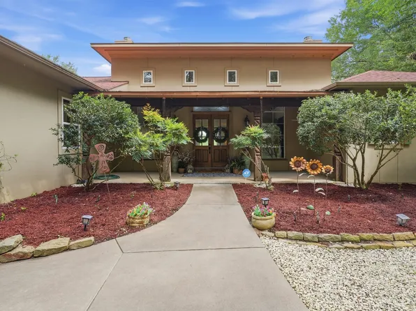 6710 Westover Dr, Granbury, TX 76049