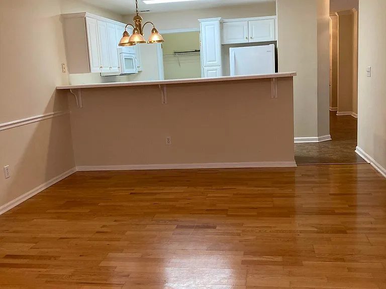 301 Ivystone Dr — Photo 9