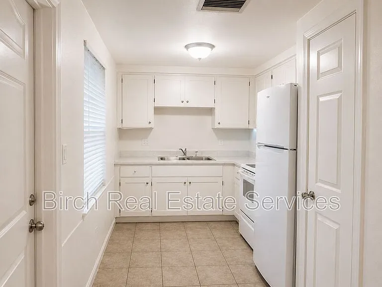 5844 Georgia Ave — Photo 5
