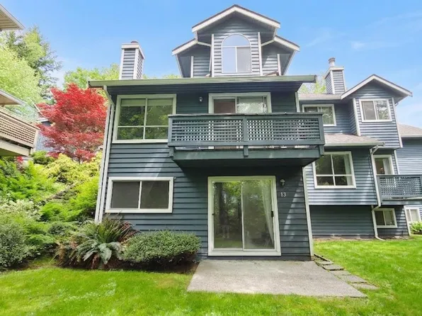 9000 Ash Grove Cres #13, Burnaby, BC V5A 4M6