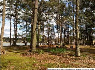 27238 Lakefront Dr, Denham Springs, LA 70726