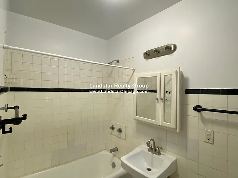 1452 Oak Ave #2N — Photo 13
