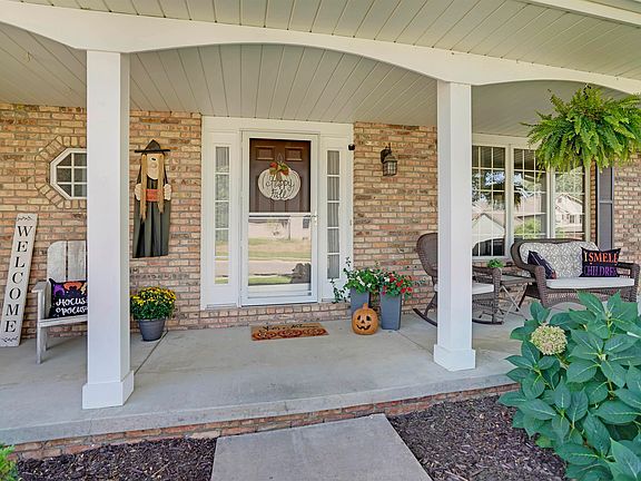 4th image of 4004 W Hollow Trace Dr