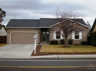 1764 SW 27th St, Redmond, OR 97756