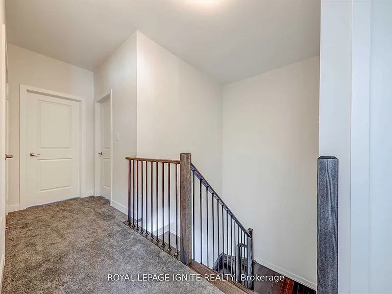 56 Rustle Woods Ave — Photo 22