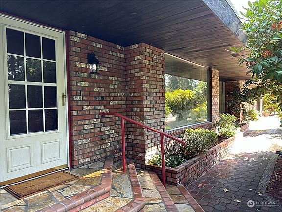 5th image of 470 E Lakeland Drive