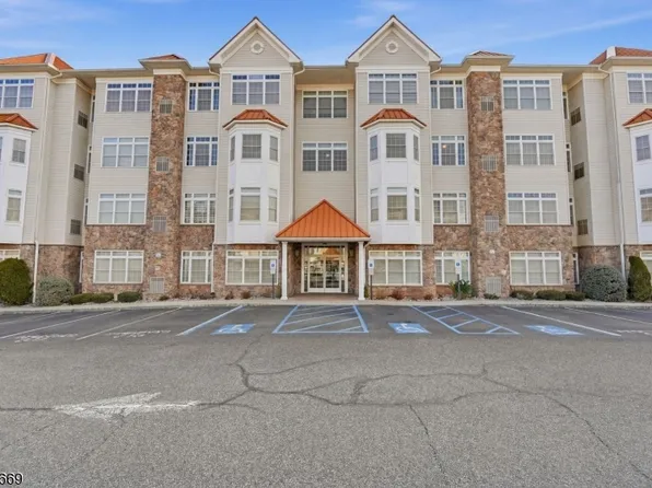 104 E Elizabeth Ave #307, Linden City, NJ 07036