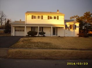 23 Winston Dr, Somerset, NJ 08873