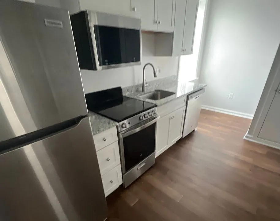 257 Atwood St #3