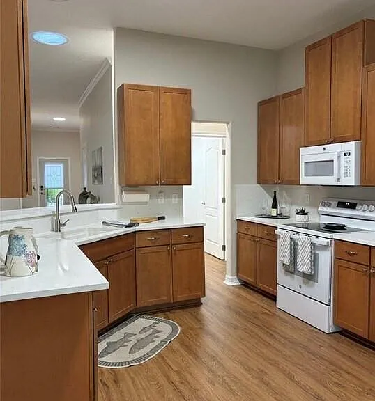 3818 Treasure Island Dr — Photo 6