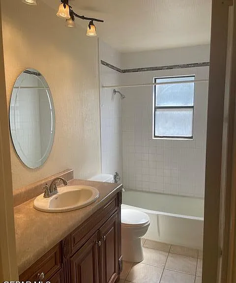7045 Orizaba Ave #A — Photo 12