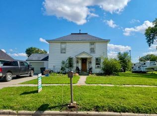 906 Delay St, Downs, KS 67437