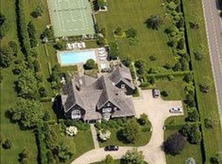 15 Halsey Farm Dr, Southampton, NY 11968