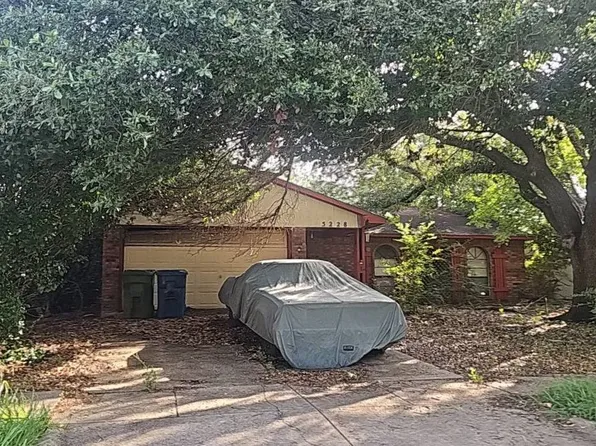 5228 Miller Cir, The Colony, TX 75056