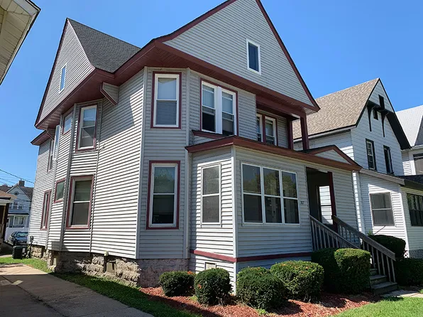 207 W 6th St, Winona, MN 55987
