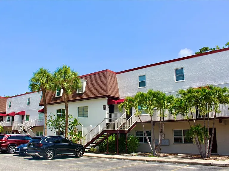 9101 Tudor Dr #F206 — Photo 1