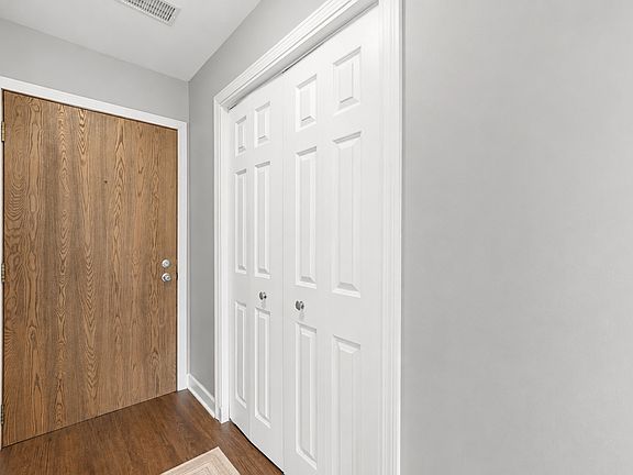 3rd image of 605 Crescenzo Ct Unit C