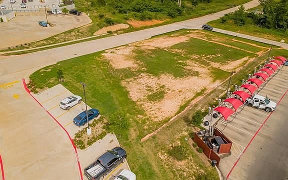 2nd image of 8407 Military Dr