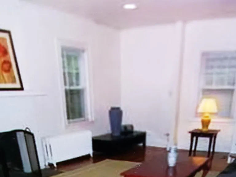 15 Roosevelt Ave — Photo 5