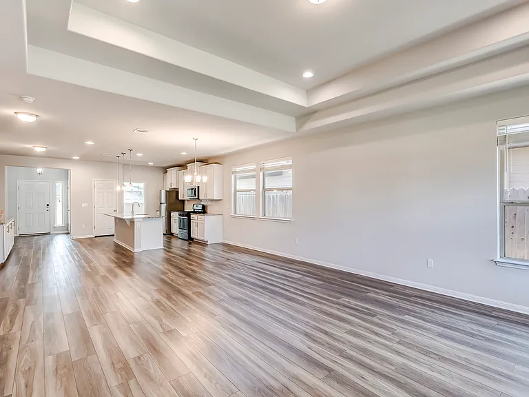 425 Arrowhead Vine St — Photo 6