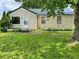 54274 N Ironwood Rd, South Bend, IN 46635