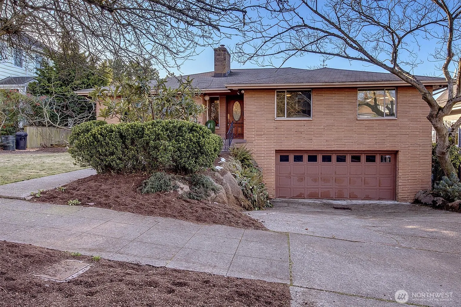 1619 1st Avenue N photo 1
