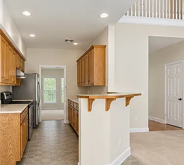 4 bed, 2269 sqft, $2,600 — Photo 4
