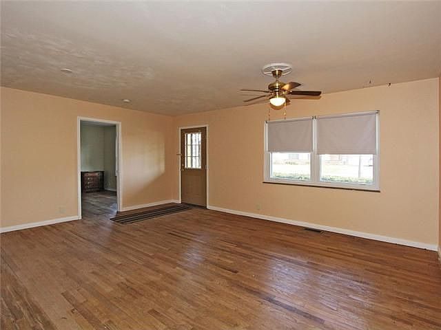 2nd image of 125 Beechwood Dr