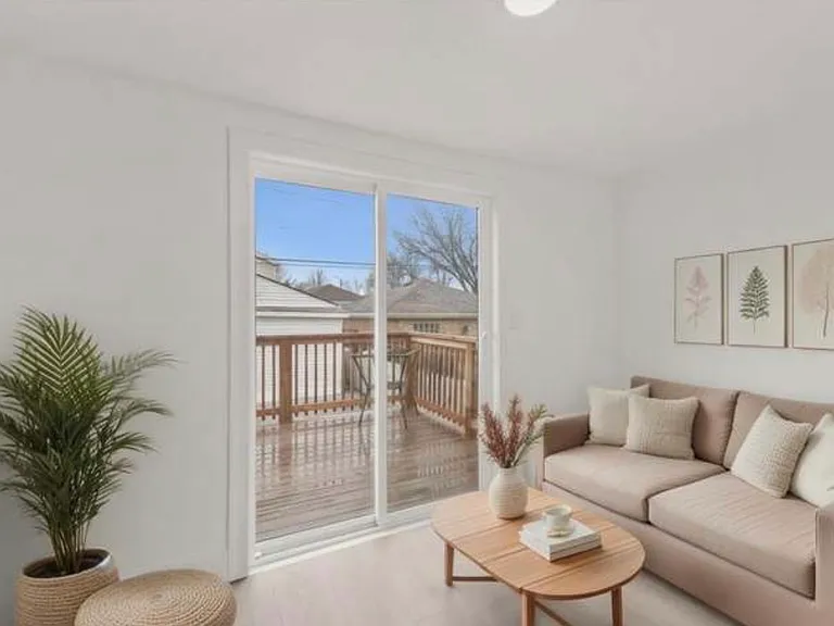 5252 N Mulligan Ave — Photo 12