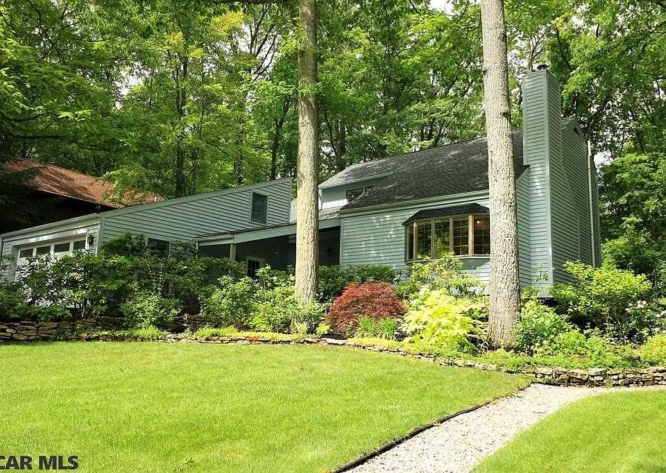 1st image of 668 Berkshire Dr