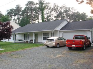 17957 Cypress Dr, Cobb Island, MD
