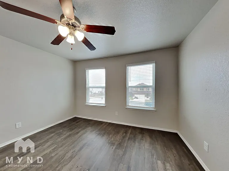 12923 Cicely Ct — Photo 11