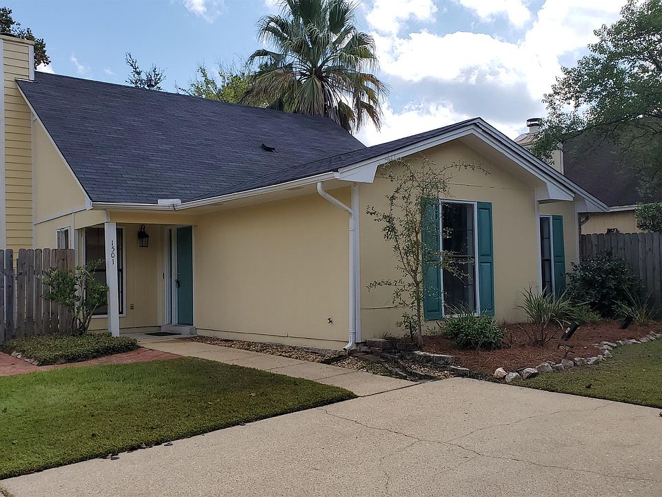 1st image of 1501 Westminster Dr