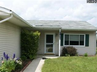 38620 Chestnut Ridge Rd, Elyria, OH 44035