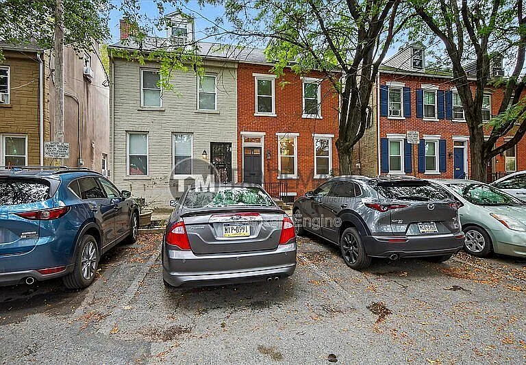 255 New Holland Ave — Photo 1