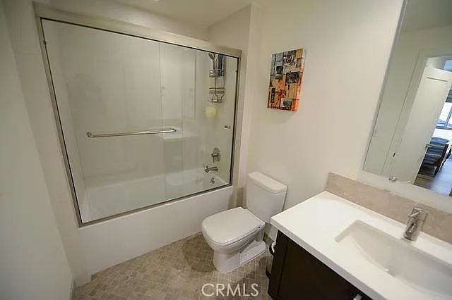 7133 Hawthorn Ave #202 — Photo 14