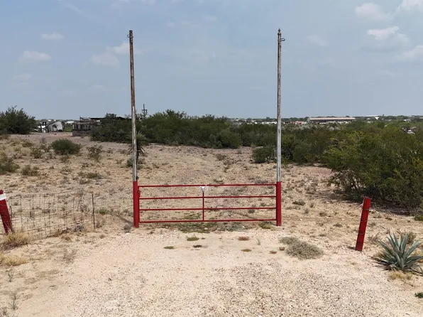 Rancho Barranco Rd, Laredo, TX 78045