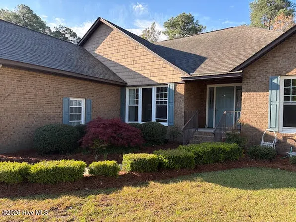 5718 Sloop Court, New Bern, NC 28560