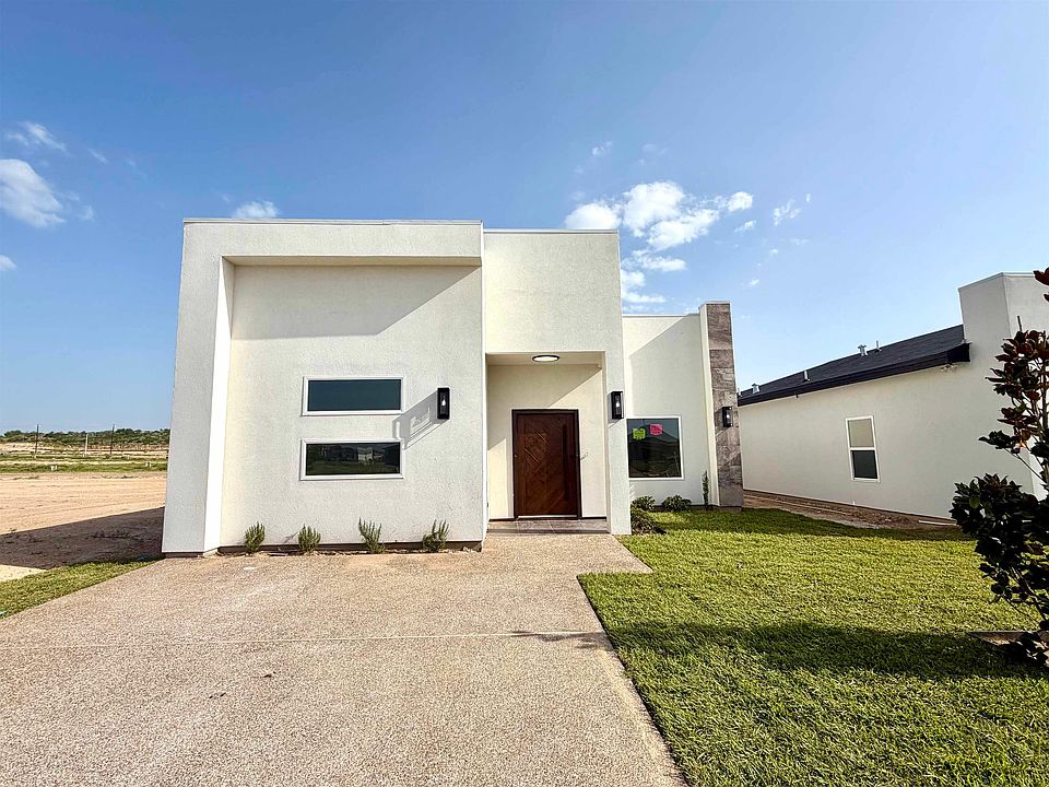 1st image of 1613 Secretaria Ln