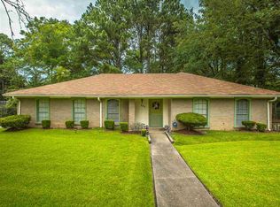 586 Spryfield Rd, Jackson, MS 39212