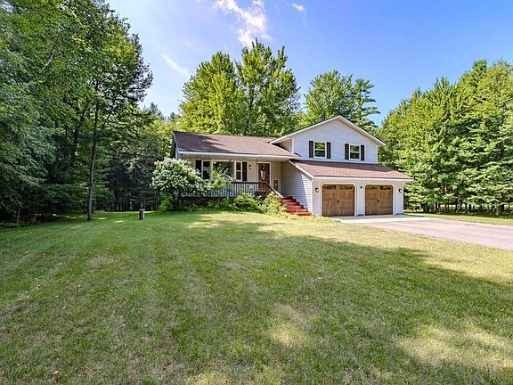 3rd image of 162825 FOXWOOD COURT