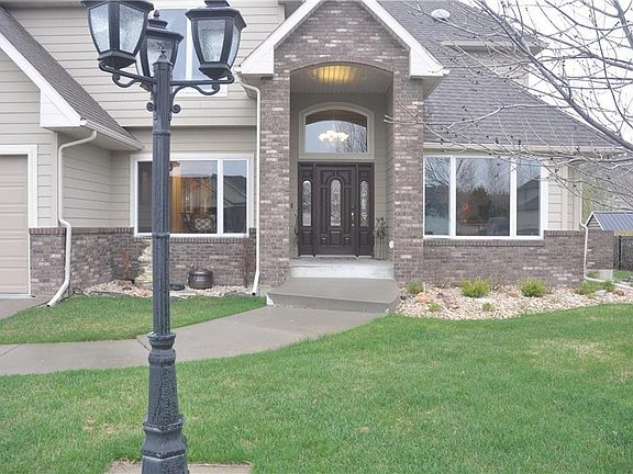 2nd image of 3968 Woodcreek Dr