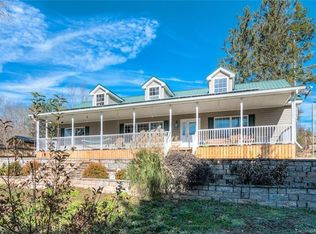 101 W College, Black Mountain, NC 28711