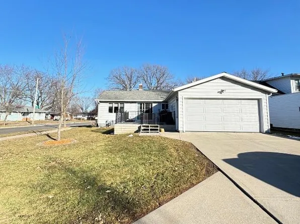 626 N Ash Ave, Marshfield, WI 54449