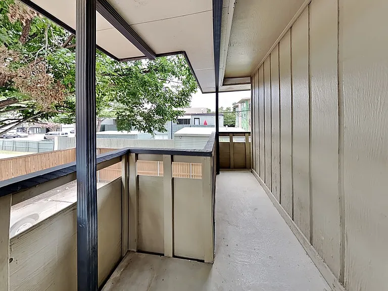 2907 Shelby Ave — Photo 7